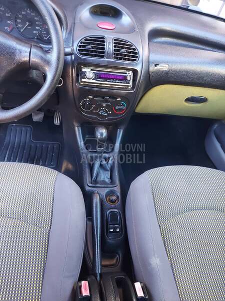 Peugeot 206 Povooljno