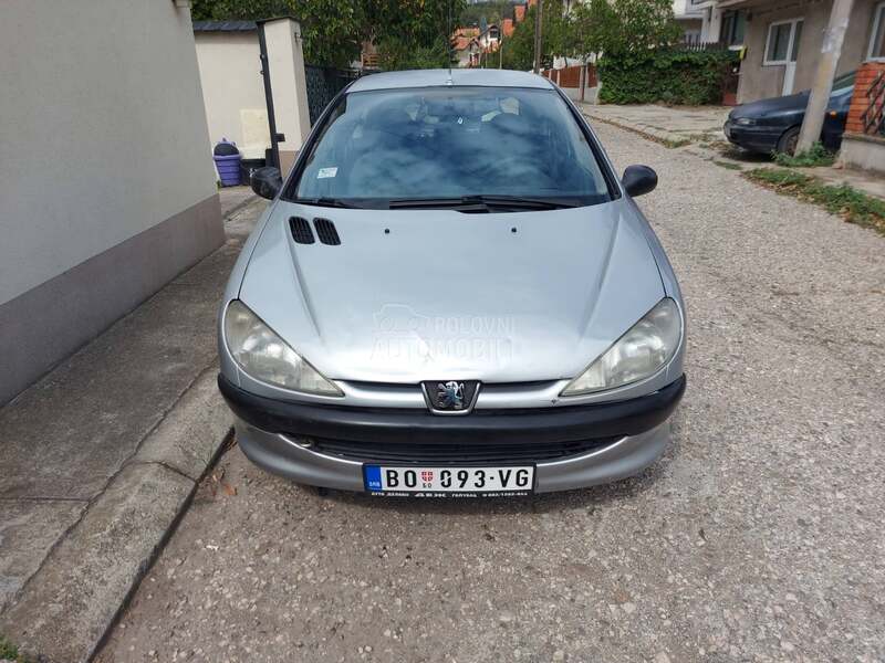Peugeot 206 Povooljno