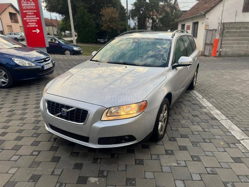Volvo V70 2.4D  T E K   R E G.