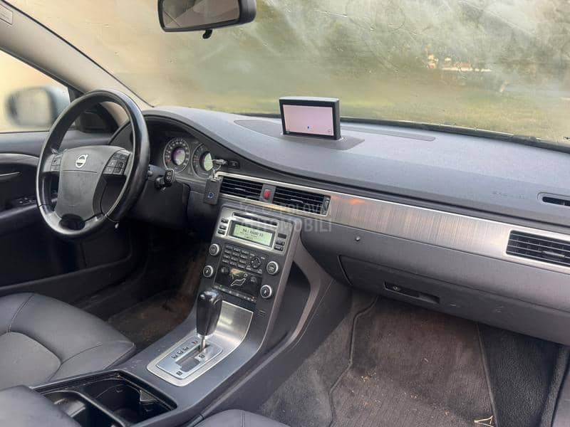 Volvo V70 2.4D  T E K   R E G.