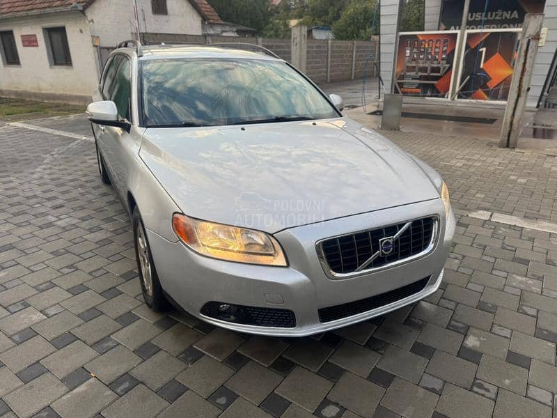 Volvo V70 2.4D  T E K   R E G.