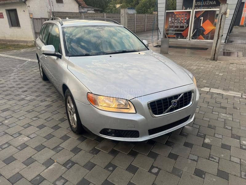 Volvo V70 2.4D  T E K   R E G.
