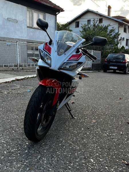 Yamaha YZF R 125 Anniversary