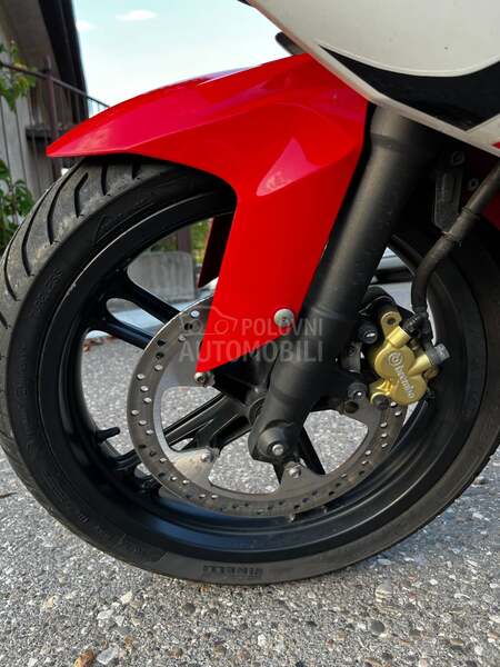 Yamaha YZF R 125 Anniversary