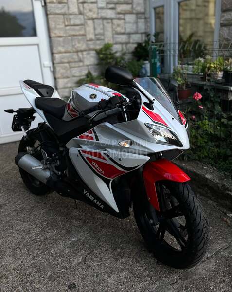 Yamaha YZF R 125 Anniversary