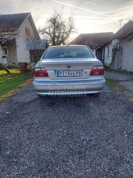 BMW 525 BMW E39