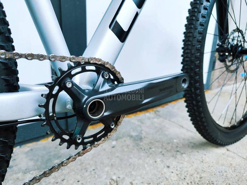 Cube Attention 1x12 XT