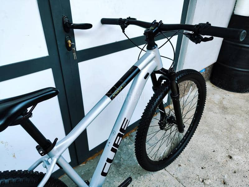 Cube Attention 1x12 XT