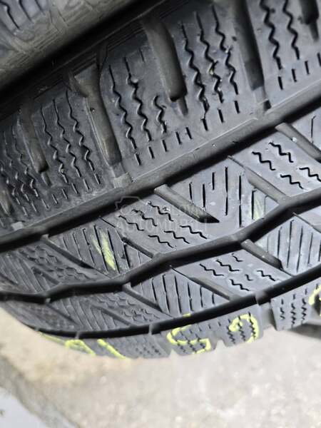 Hankook 205/65 R16 Zimska