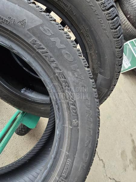 Pirelli 195/60 R16 Zimska
