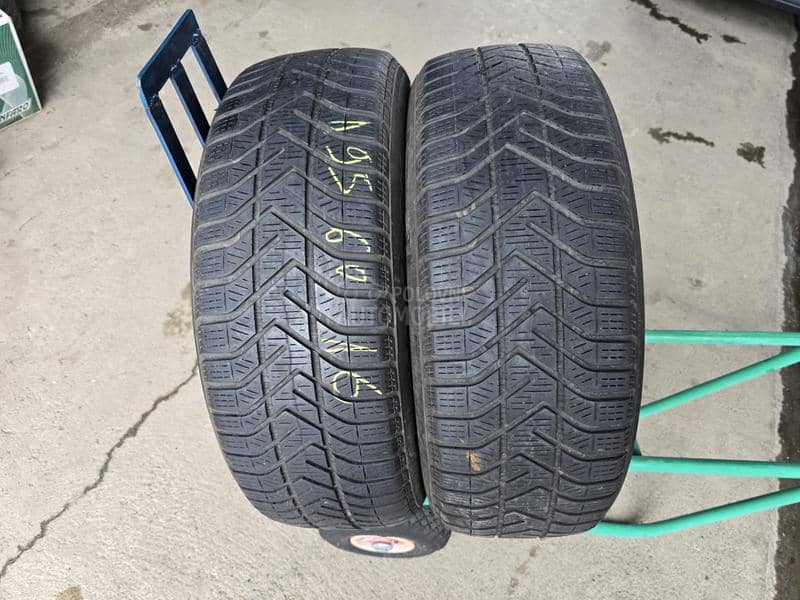 Pirelli 195/60 R16 Zimska