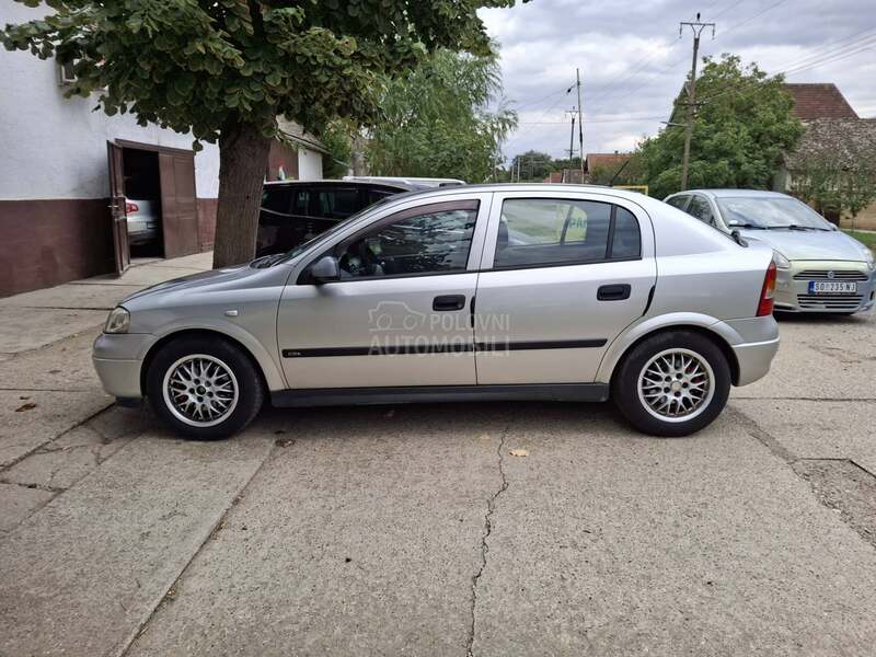 Opel Astra G 