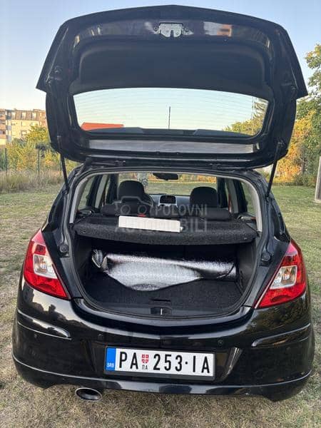 Opel Corsa D 1.6 GSI