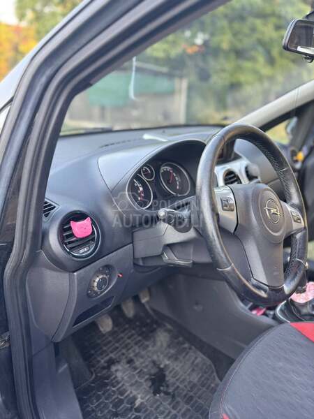 Opel Corsa D 1.6 GSI