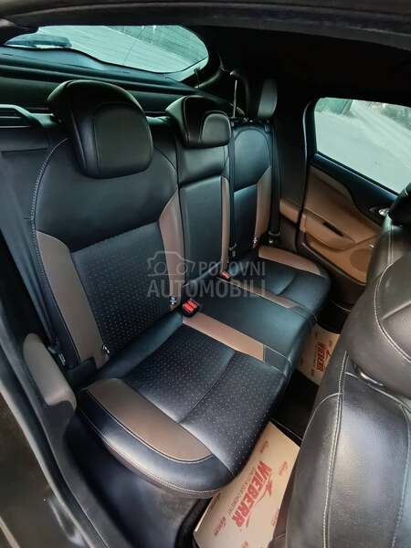 Citroen DS4 2.0 HDi T00P