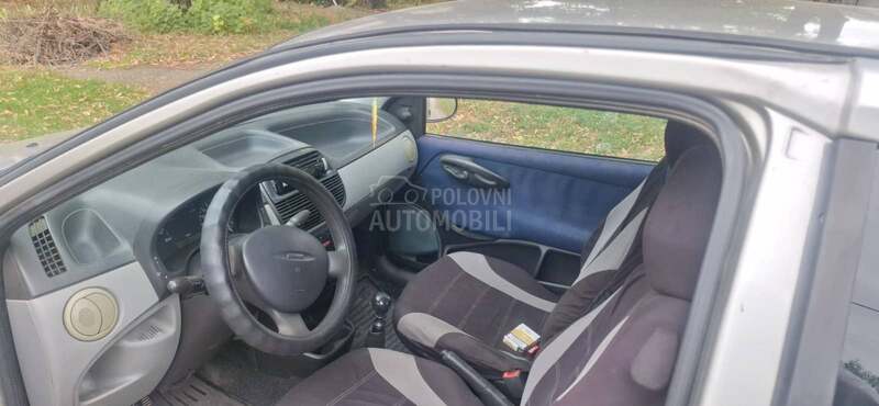 Fiat Punto 1.2 8v
