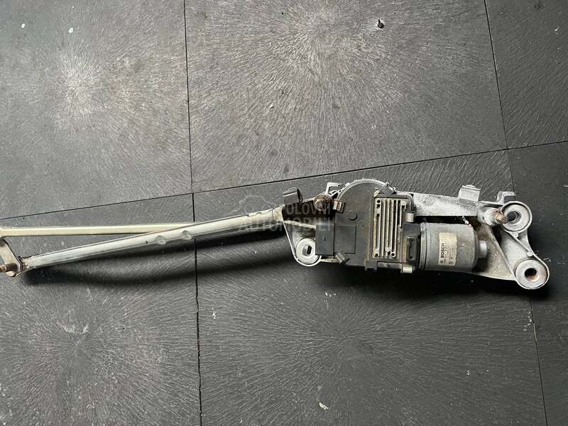 Motor sa slovom K sa polugama
