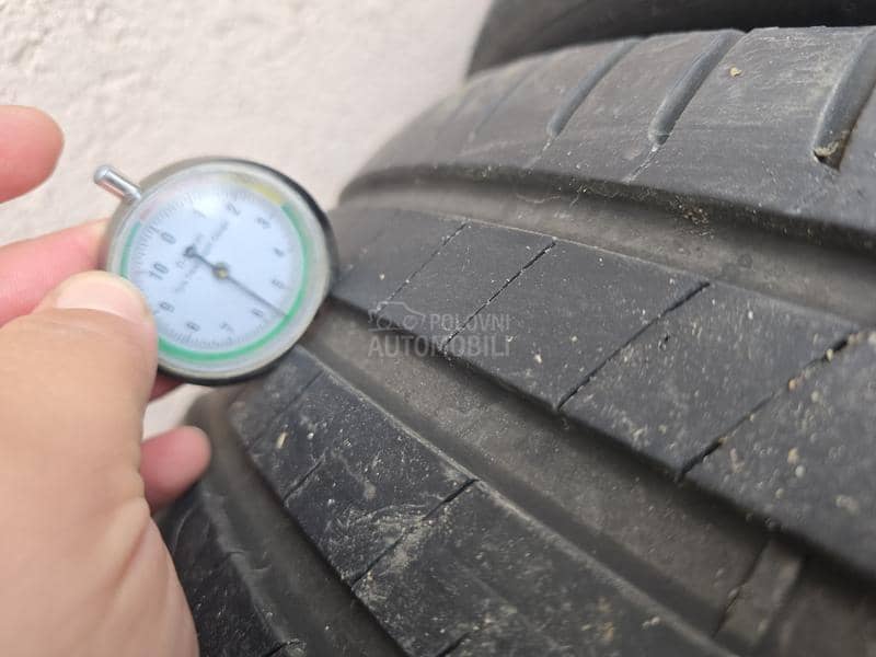 Pirelli 245/40 R18 Letnja