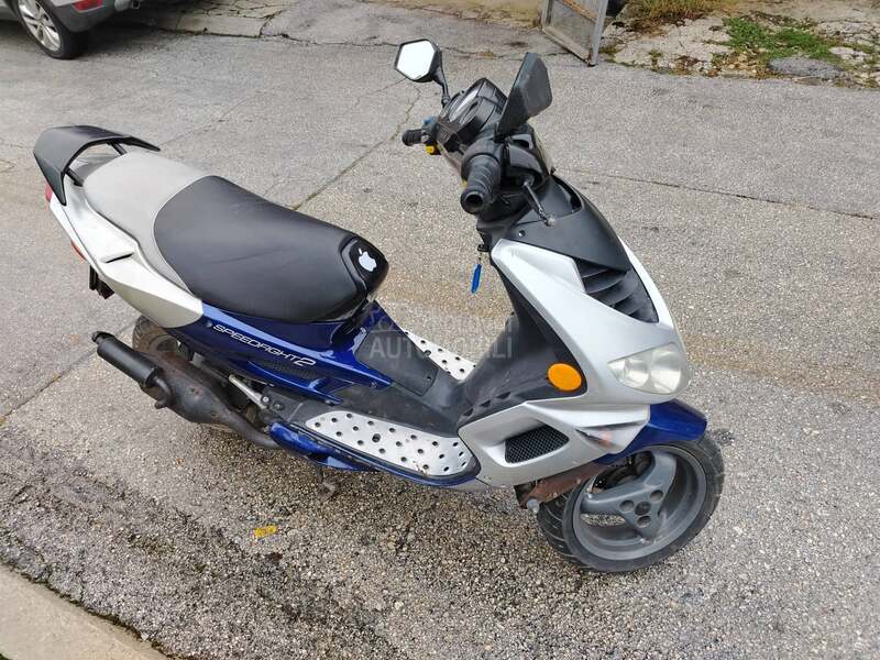 Peugeot Speedfight2