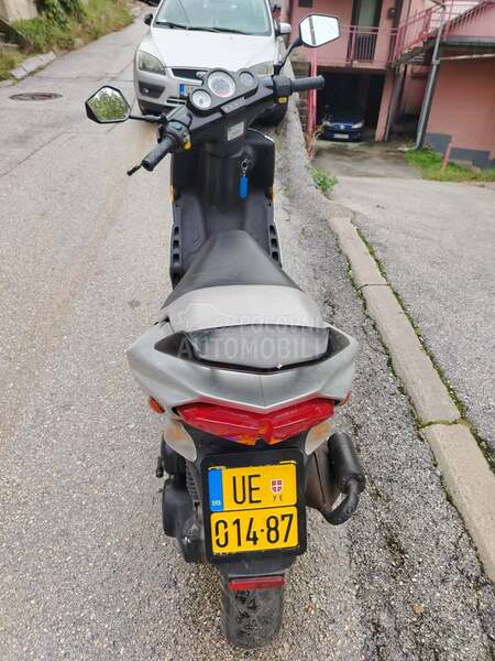 Peugeot Speedfight2