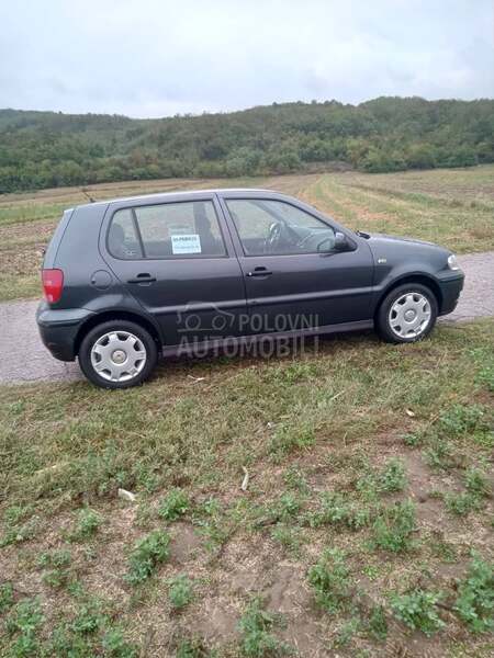 Volkswagen Polo 1.4b