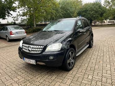Mercedes Benz ML 320 