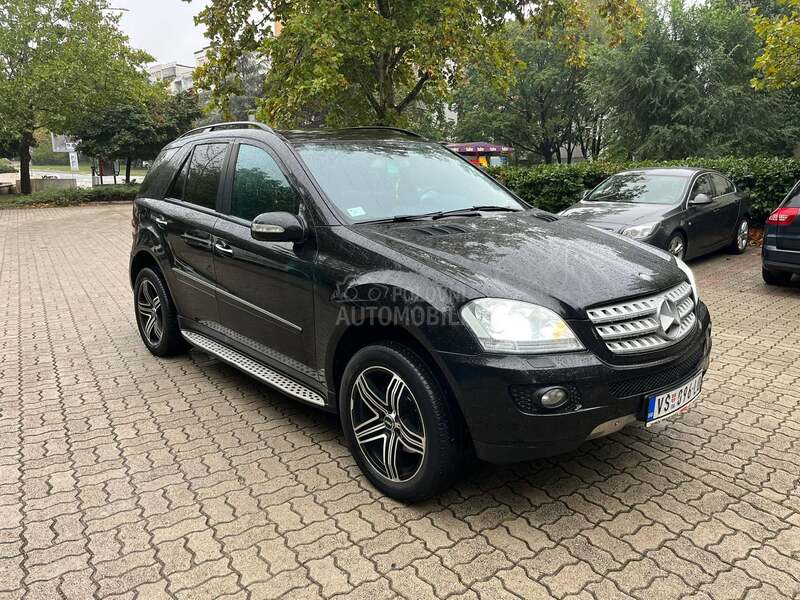 Mercedes Benz ML 320 