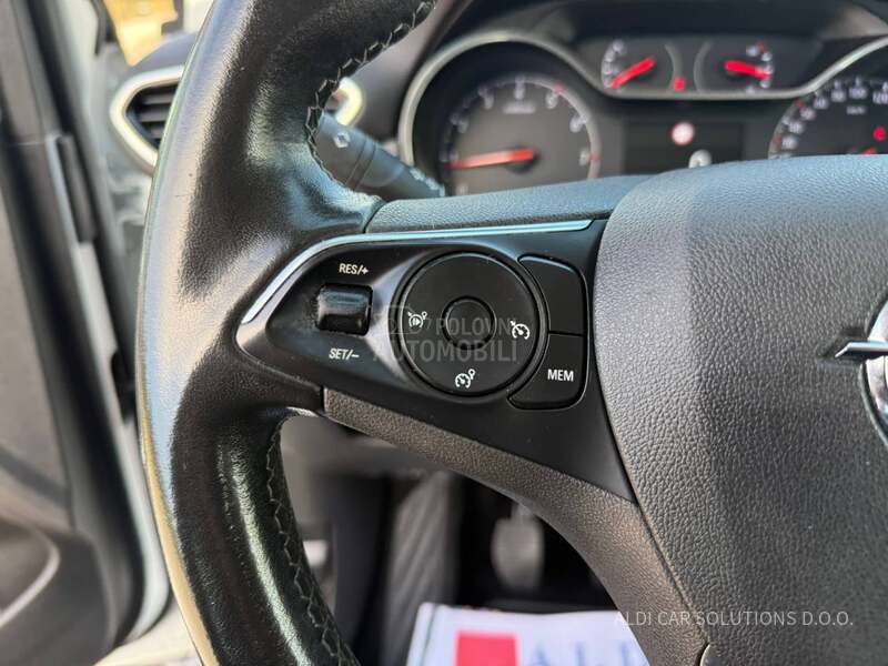 Opel Crossland X  1.2 Turbo Elegance