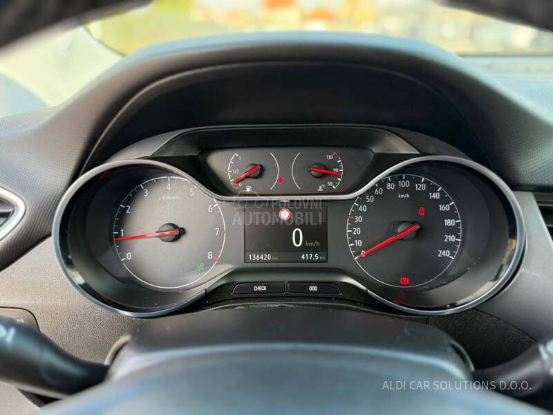 Opel Crossland X  1.2 Turbo Elegance
