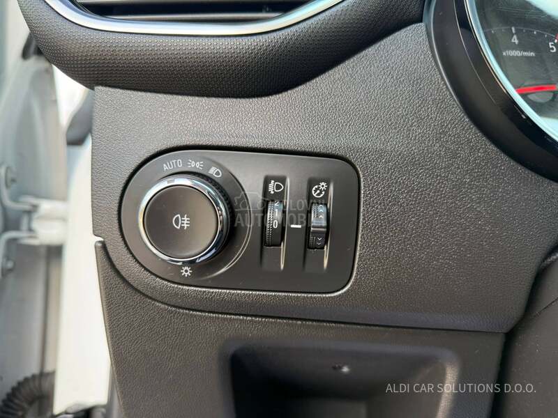 Opel Crossland X  1.2 Turbo Elegance