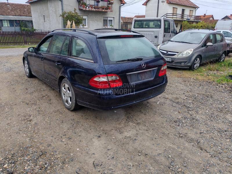 Mercedes Benz E 220 CDI