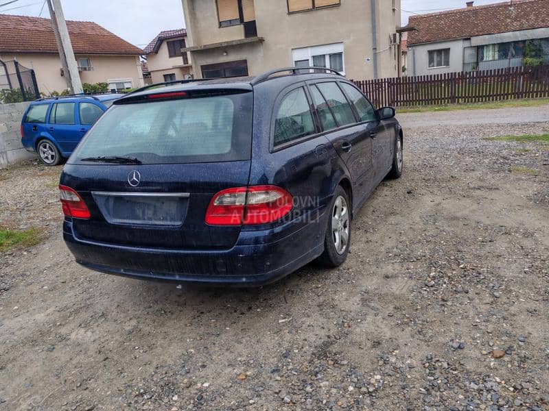 Mercedes Benz E 220 CDI