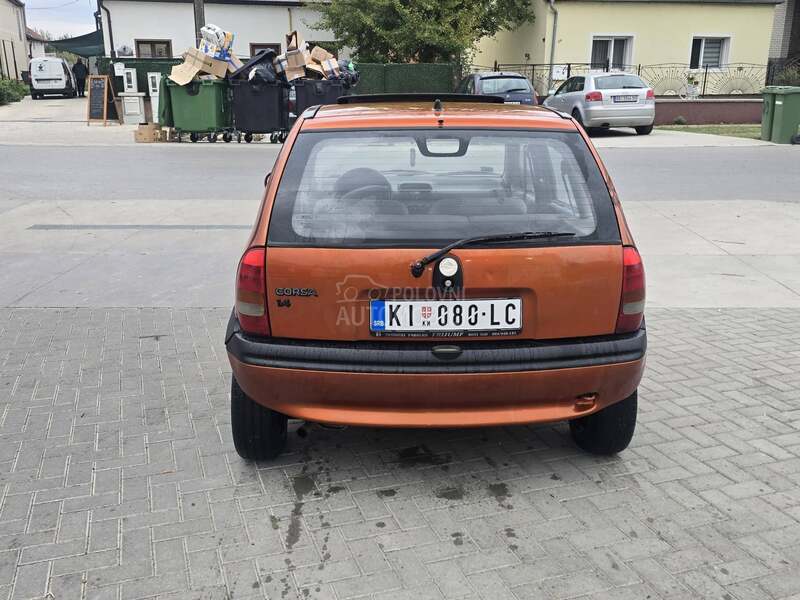 Opel Corsa B 