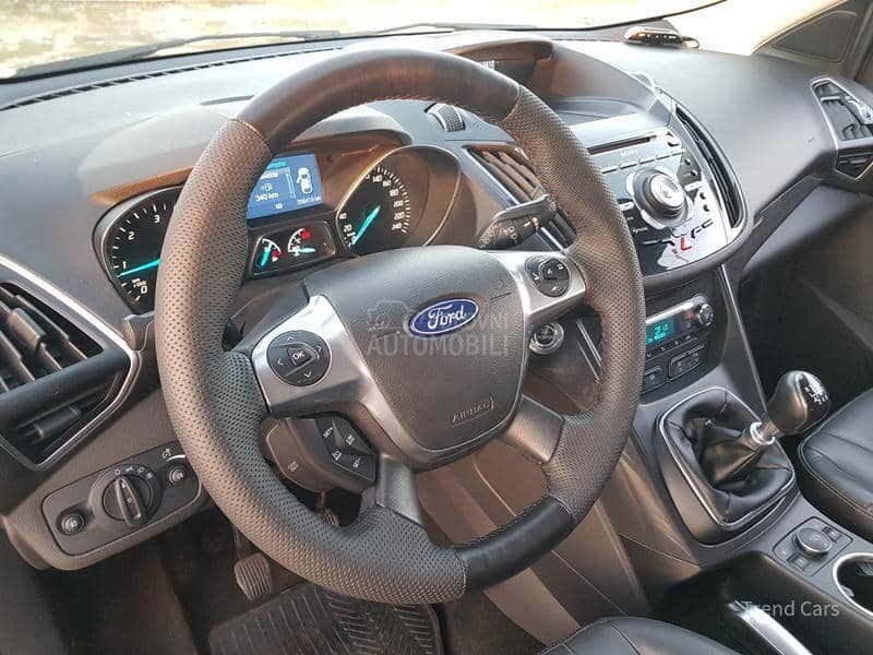 Ford Kuga 2.0 TDCI TITANIUM