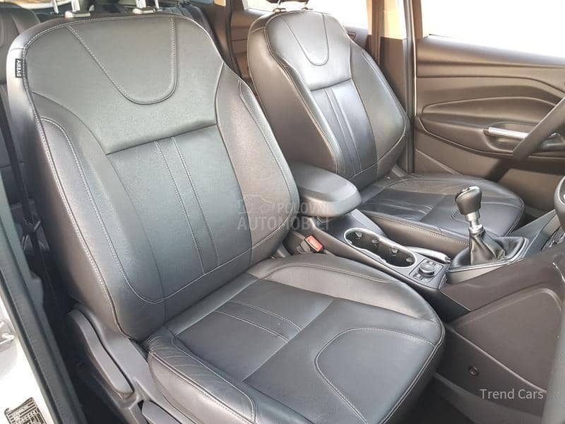 Ford Kuga 2.0 TDCI TITANIUM