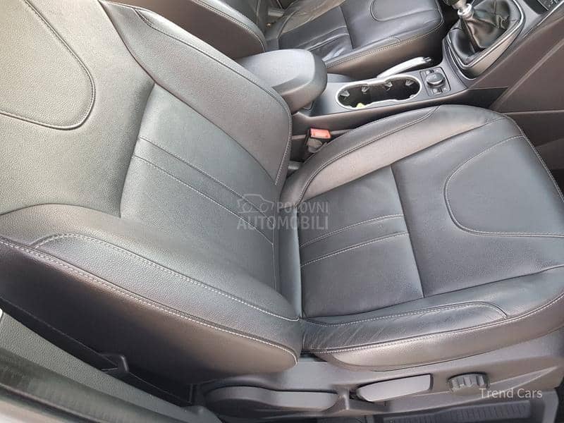 Ford Kuga 2.0 TDCI TITANIUM