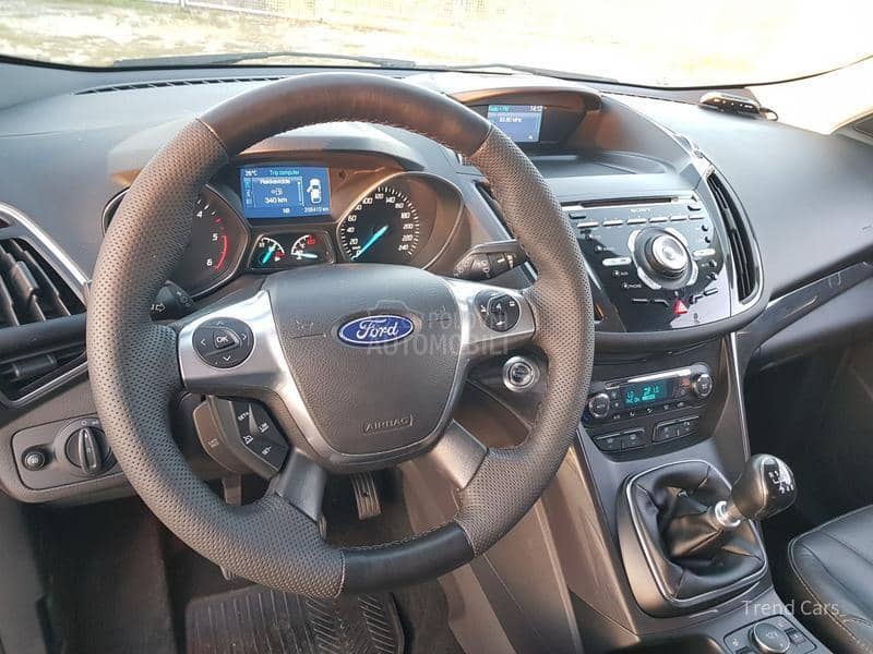 Ford Kuga 2.0 TDCI TITANIUM