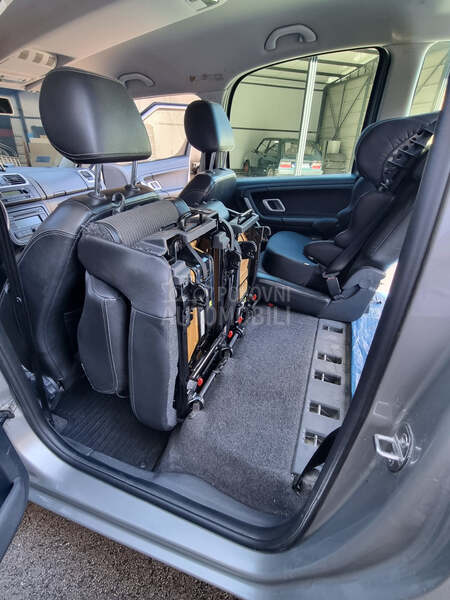 Škoda Roomster 