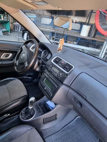 Škoda Roomster 