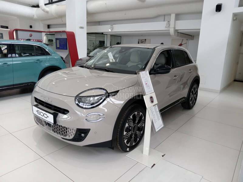 Fiat 600 La Prima Hybrid