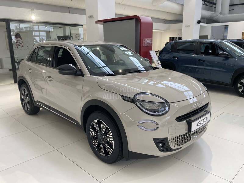Fiat 600 1.2 MHEV DCT Style