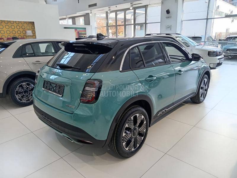 Fiat 600 La Prima Hybrid