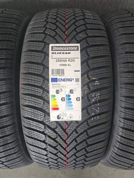 Bridgestone 255/45 R20 Zimska
