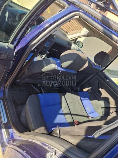 Volkswagen Golf 4 