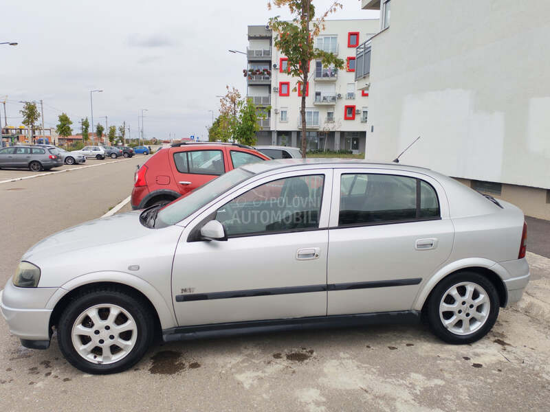 Opel Astra G 