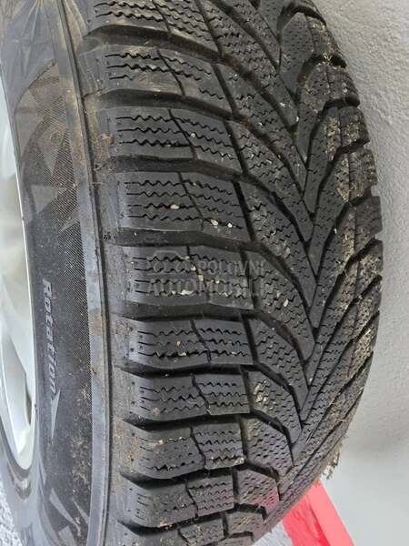 Nexen 235/65 R17 Zimska