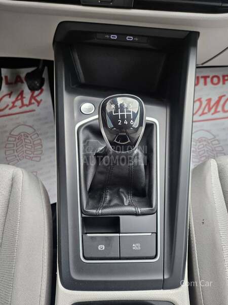 Volkswagen Golf 8 2.0TDI virtual/led