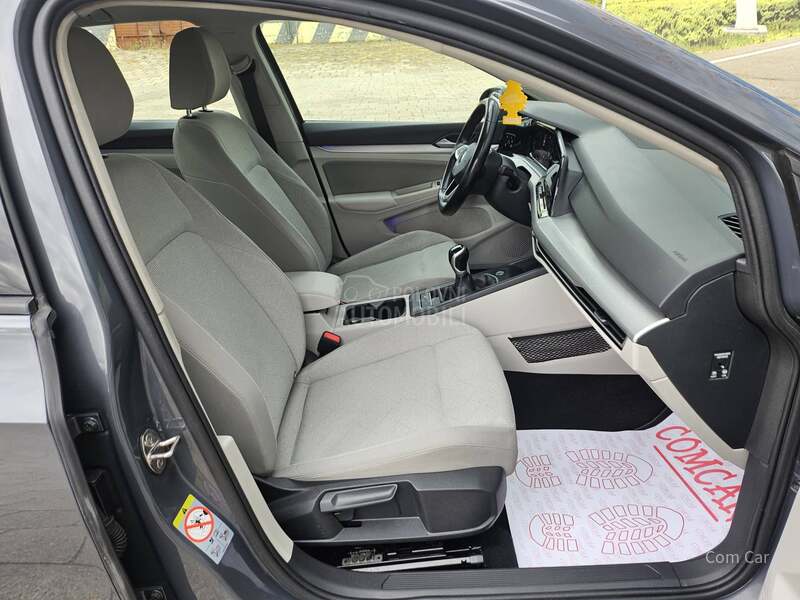 Volkswagen Golf 8 2.0TDI virtual/led