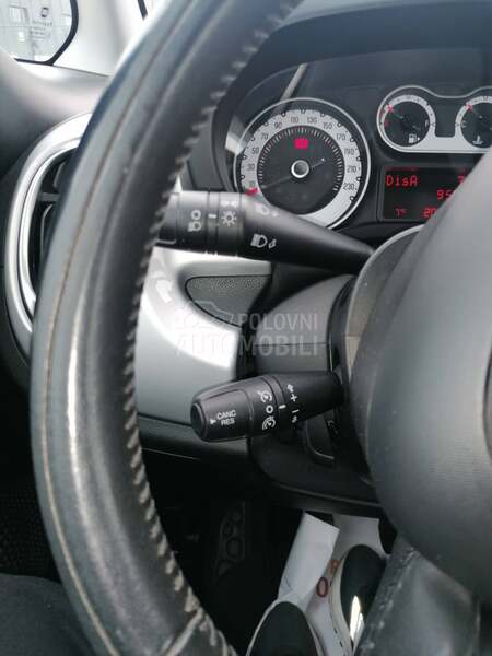 Fiat 500L 1. 3 MJET