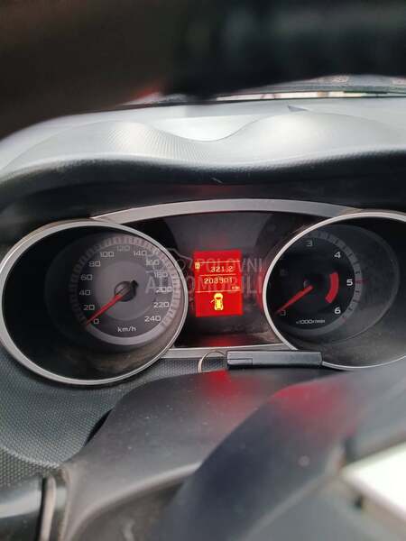 Mitsubishi Outlander outlander